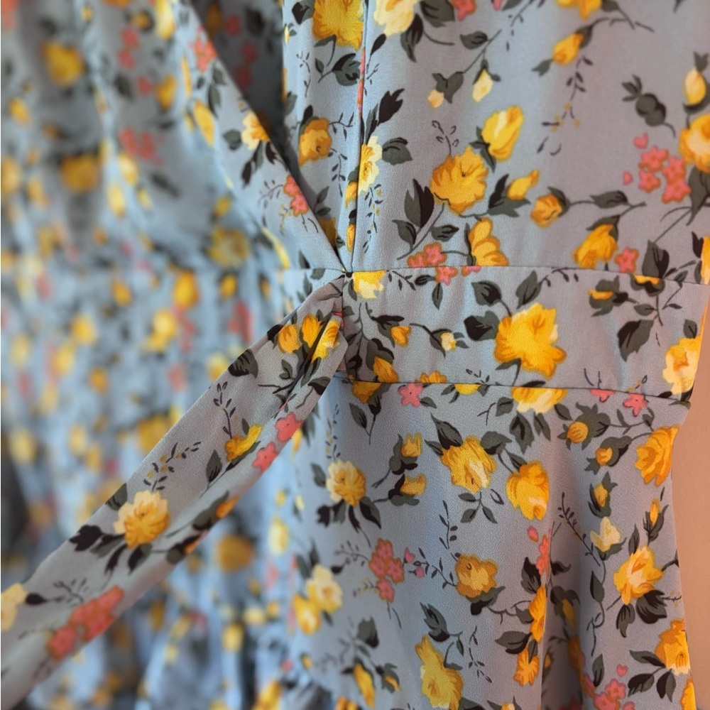 Floral Ruffle Dress - Picture 3 of 5